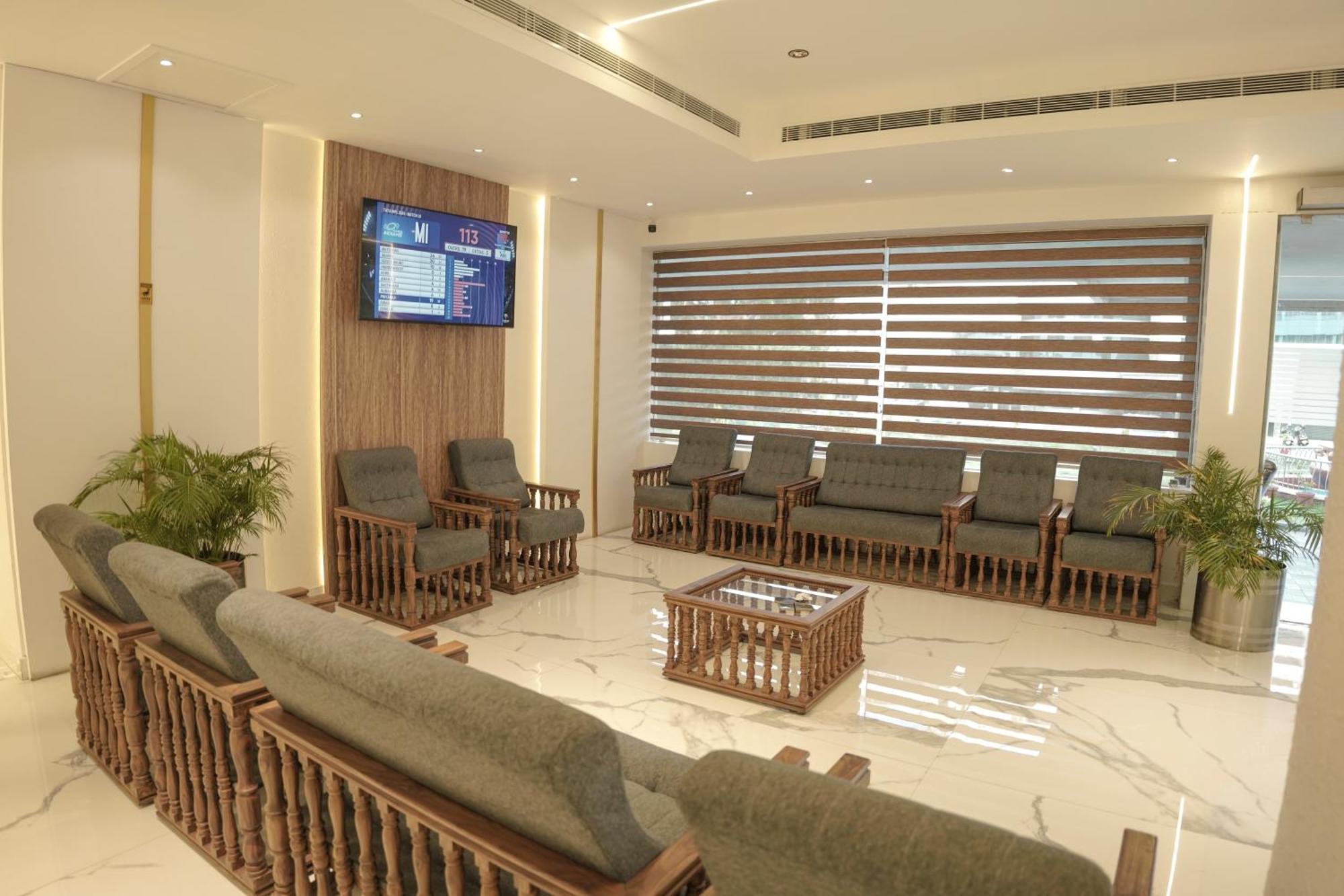 กาสิโน โฮเต็ล ลิมิเต็ด Hotel Thrissur ภายนอก รูปภาพ