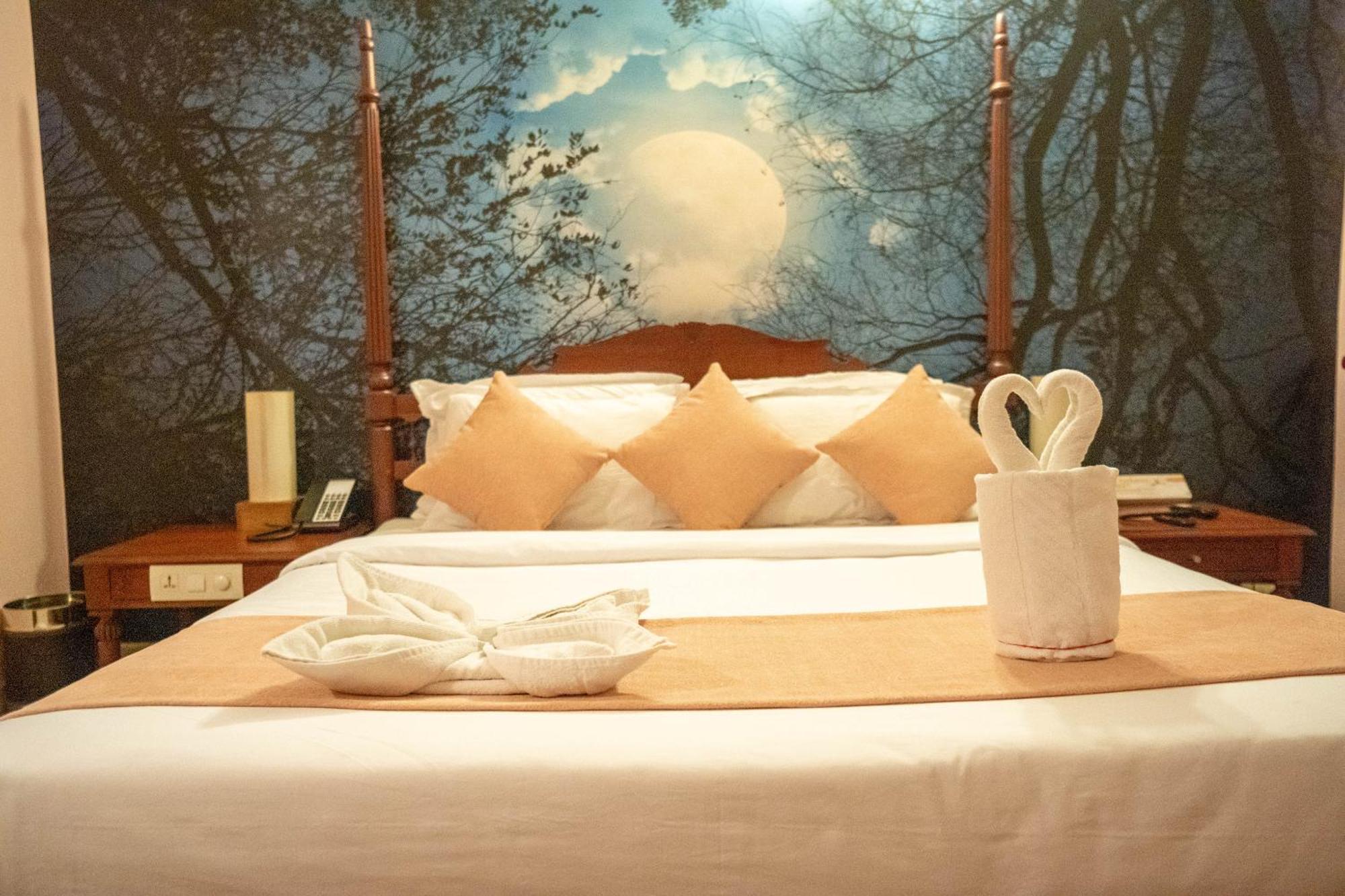 กาสิโน โฮเต็ล ลิมิเต็ด Hotel Thrissur ภายนอก รูปภาพ