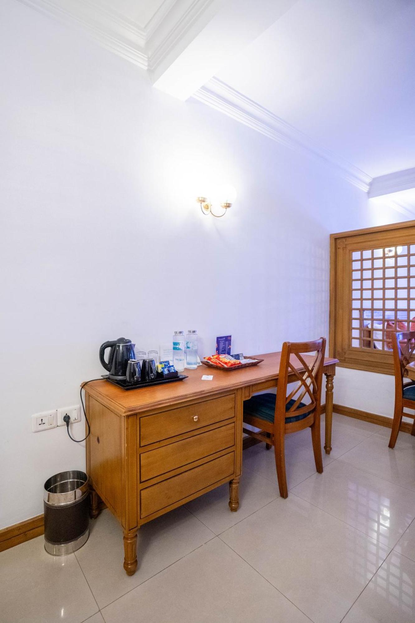 กาสิโน โฮเต็ล ลิมิเต็ด Hotel Thrissur ภายนอก รูปภาพ