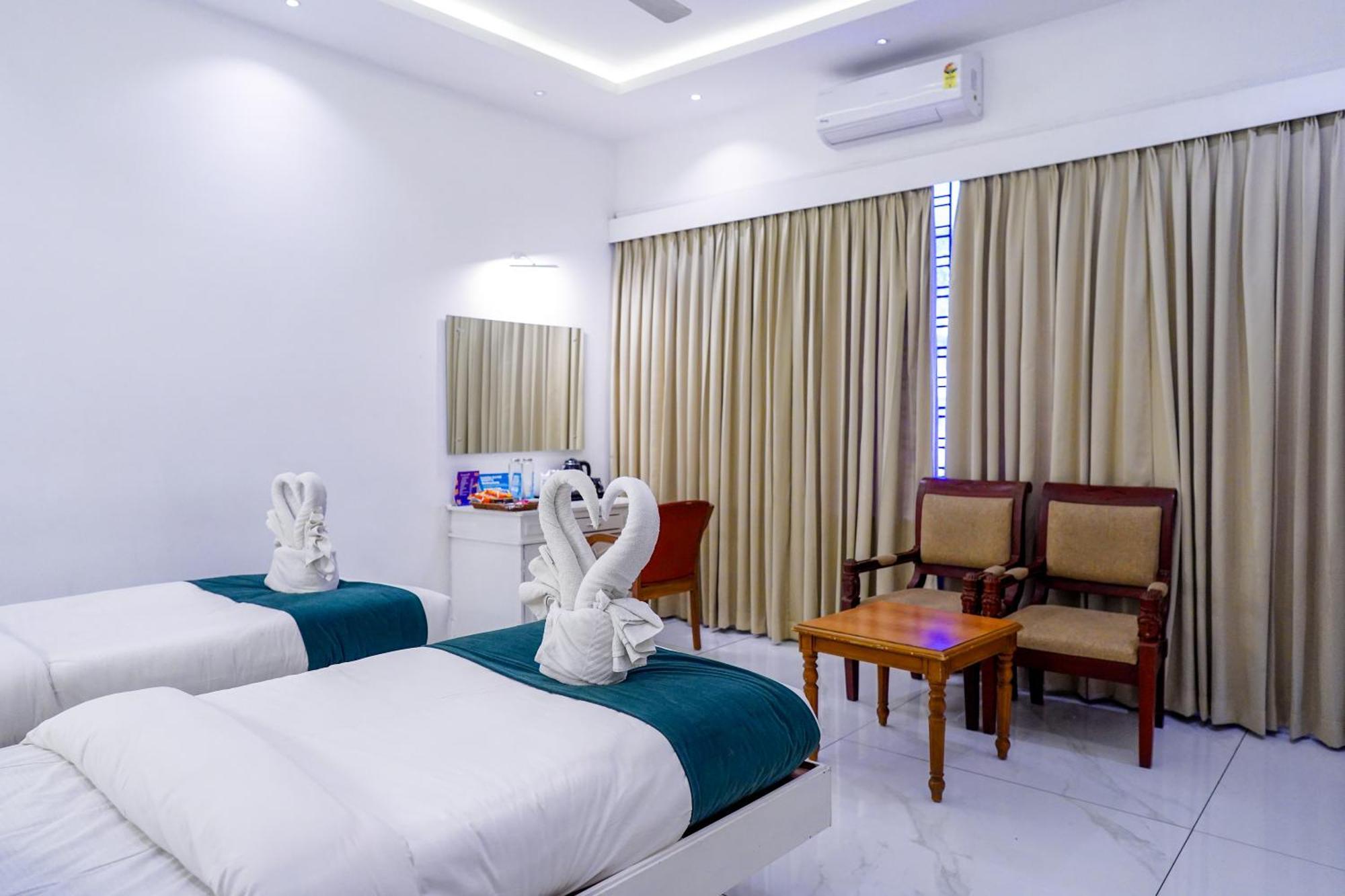 กาสิโน โฮเต็ล ลิมิเต็ด Hotel Thrissur ภายนอก รูปภาพ
