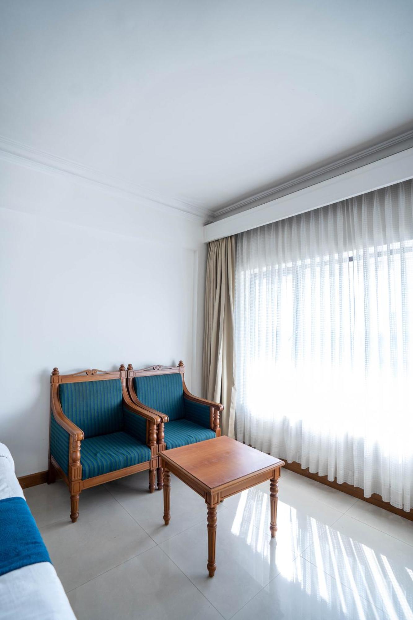 กาสิโน โฮเต็ล ลิมิเต็ด Hotel Thrissur ภายนอก รูปภาพ