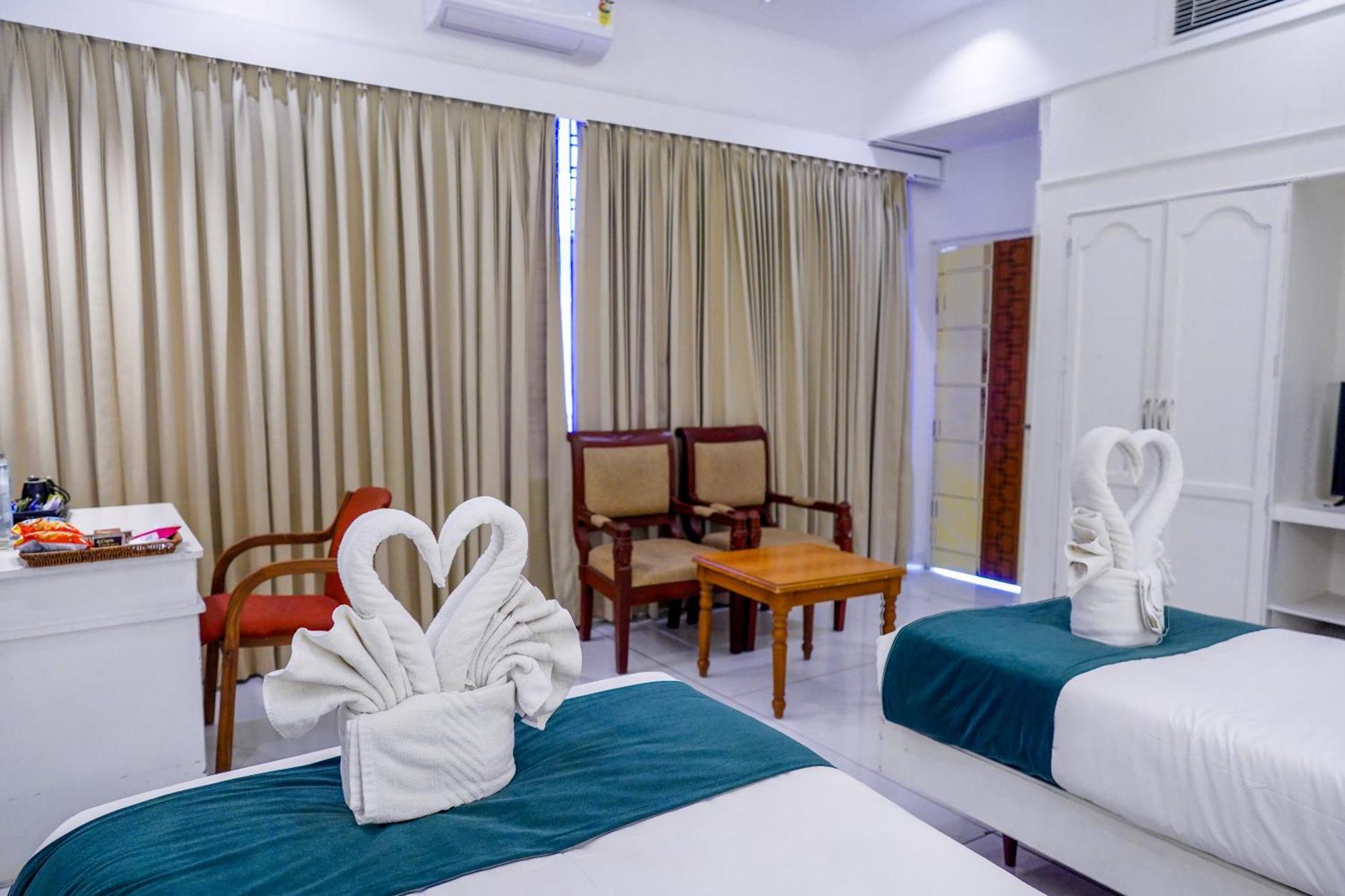 กาสิโน โฮเต็ล ลิมิเต็ด Hotel Thrissur ภายนอก รูปภาพ