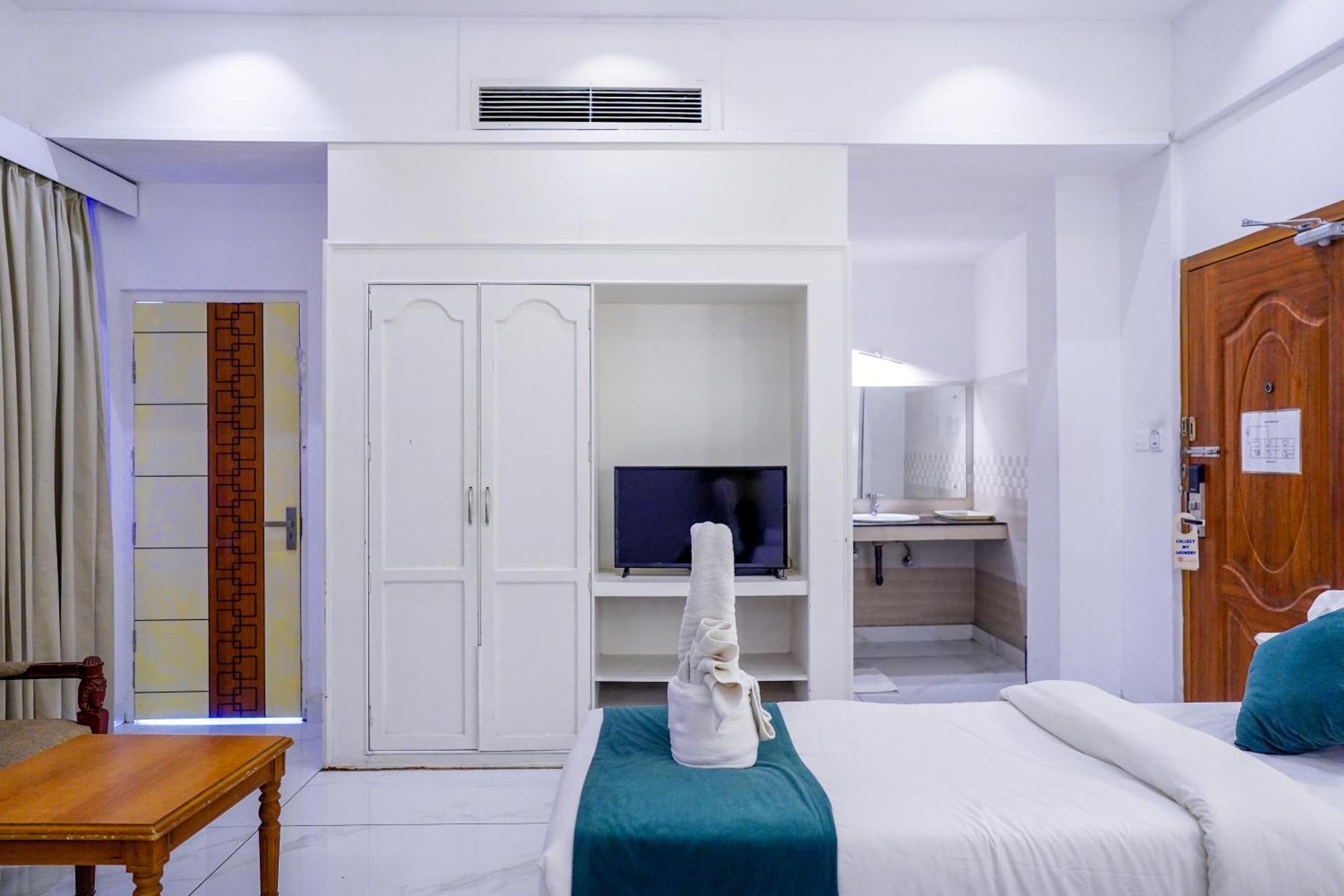 กาสิโน โฮเต็ล ลิมิเต็ด Hotel Thrissur ภายนอก รูปภาพ
