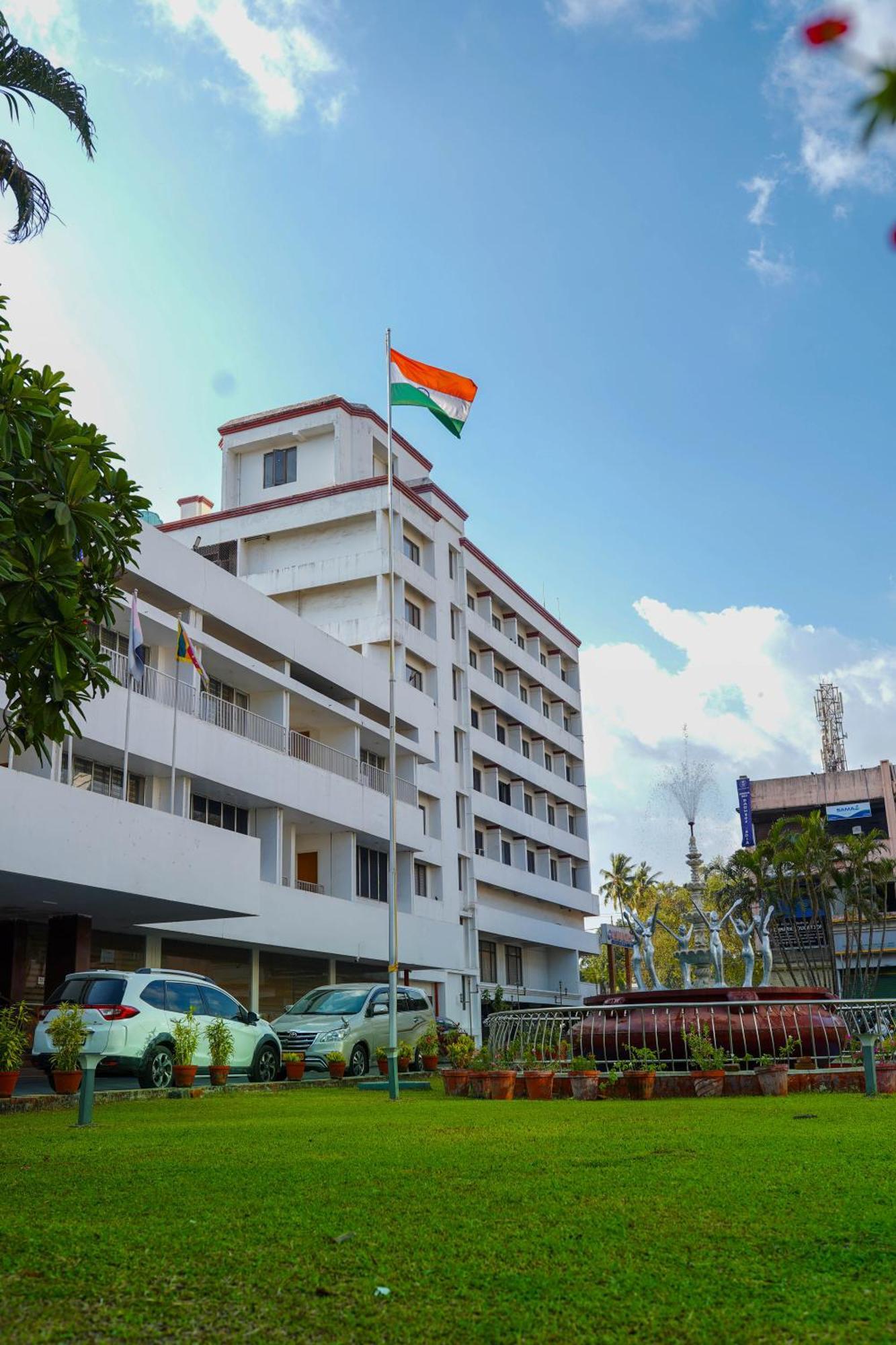 กาสิโน โฮเต็ล ลิมิเต็ด Hotel Thrissur ภายนอก รูปภาพ